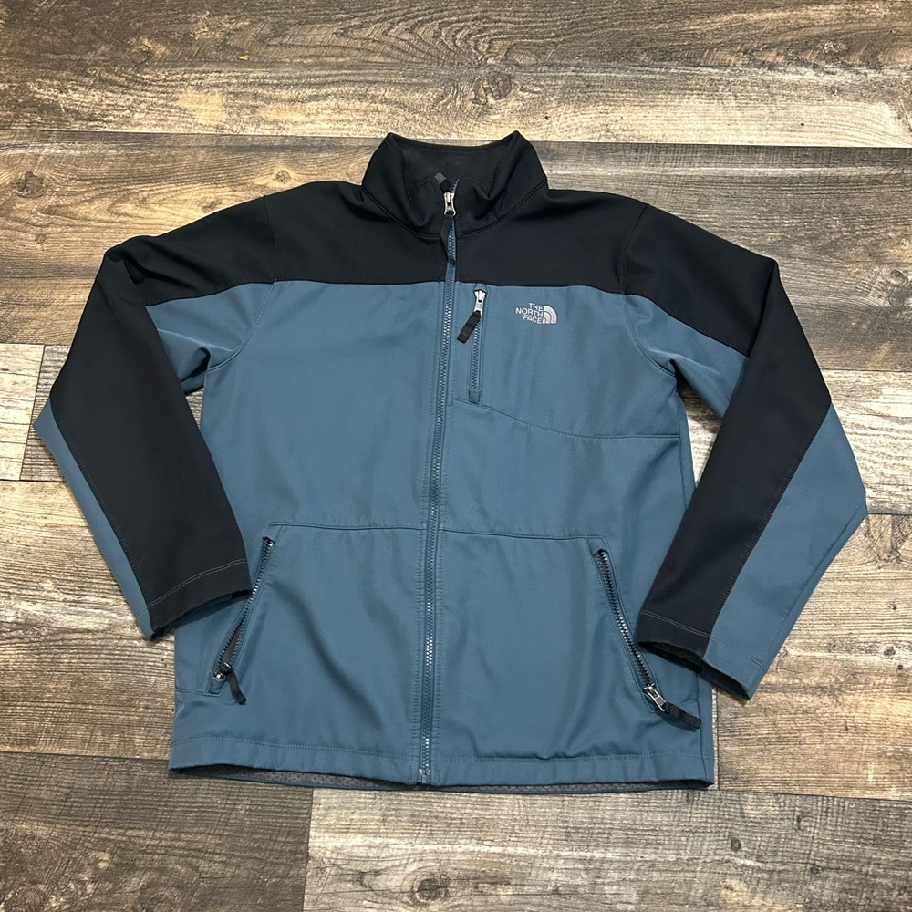 The North Face Boys Garcons
Dual-Tone Performance Jacket
Size XL/TG/18/20